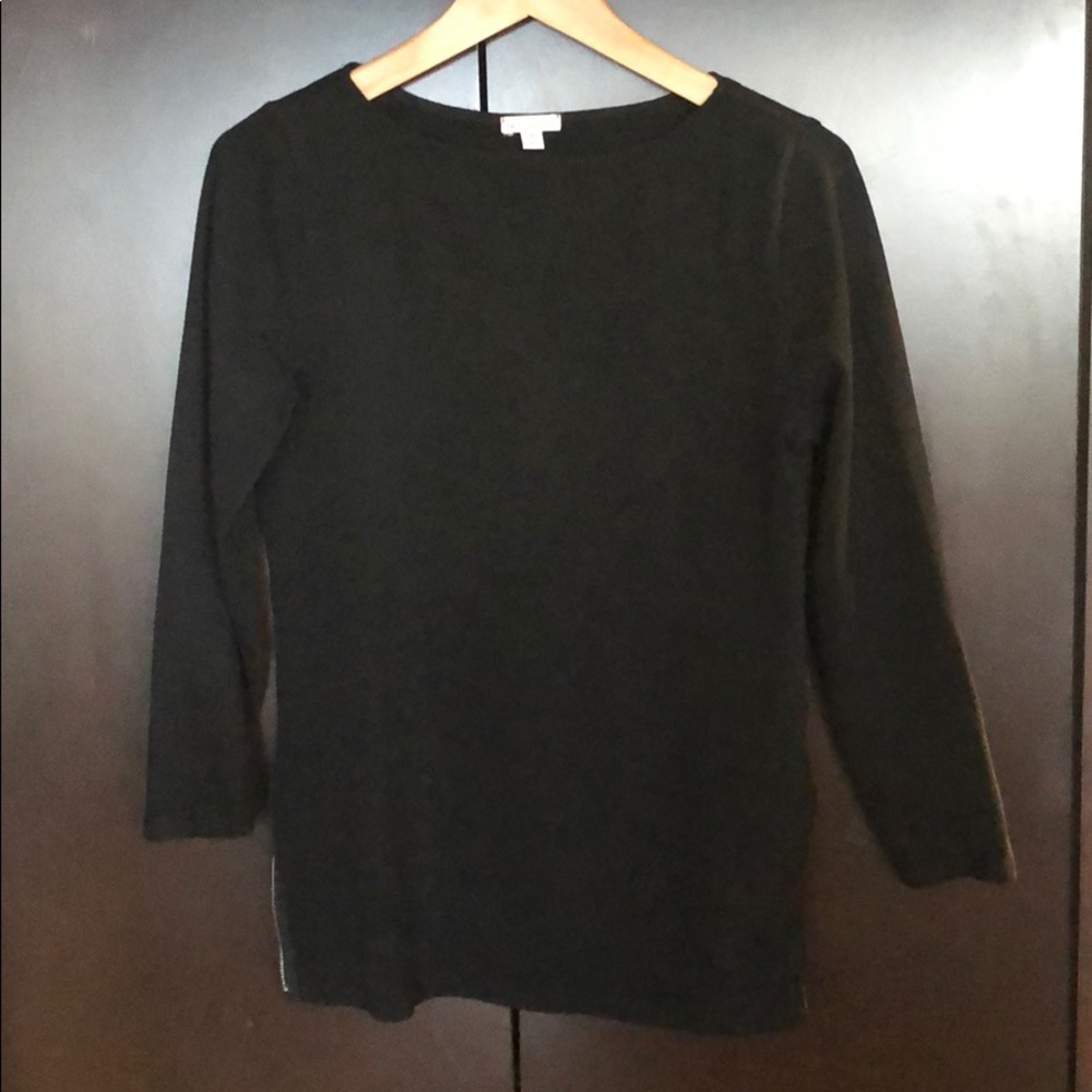 Gap 3/4 Sleeve Tunic with Side-Zipper Detail